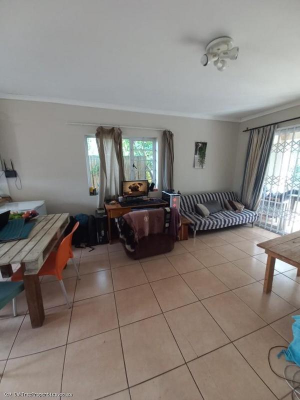 2 Bedroom Property for Sale in Grahamstown Eastern Cape